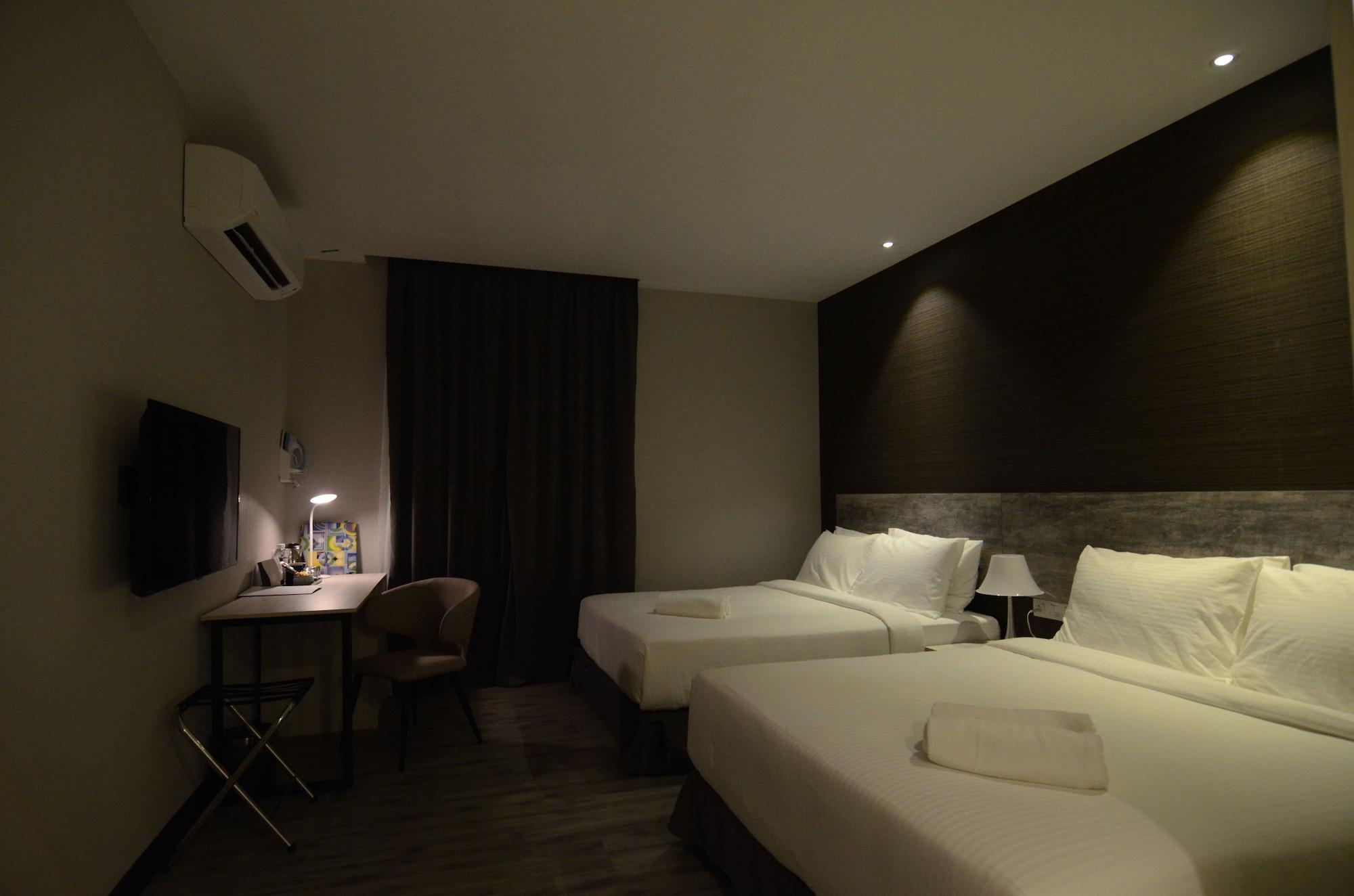 The Leverage Business Hotel Johor Bahru Bagian luar foto